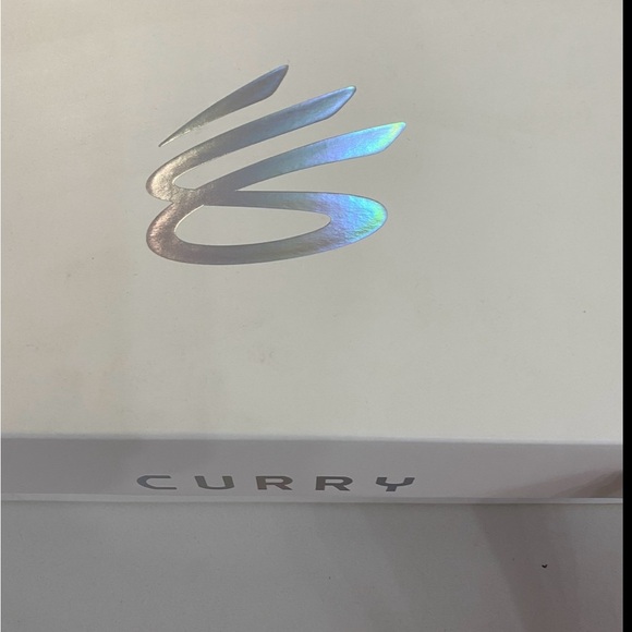 Curry 10’s size 7 team blue color way - Picture 5 of 7